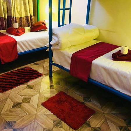 Aroma Tourist Hostel Pokhara Zewnętrze zdjęcie