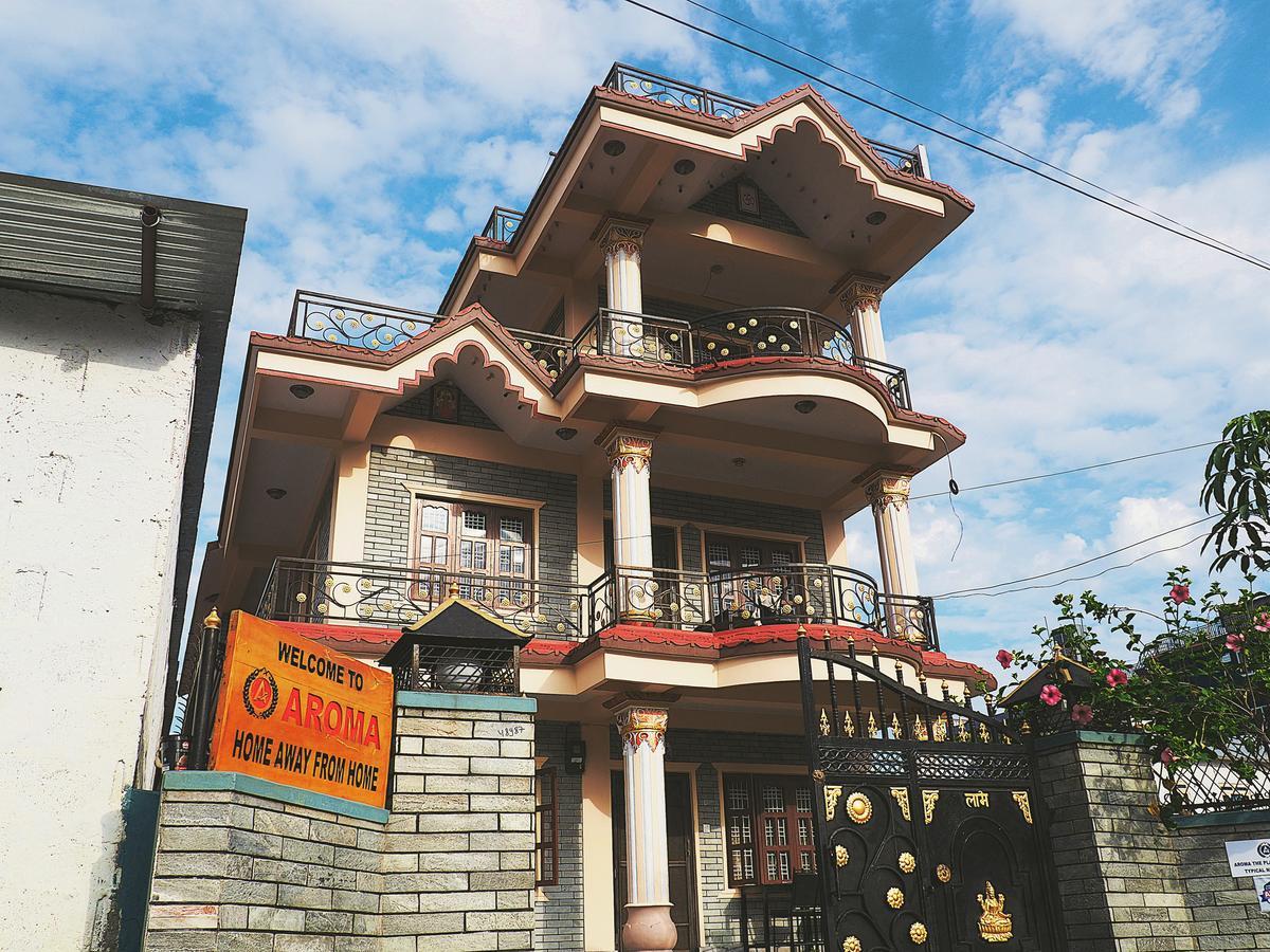 Aroma Tourist Hostel Pokhara Zewnętrze zdjęcie