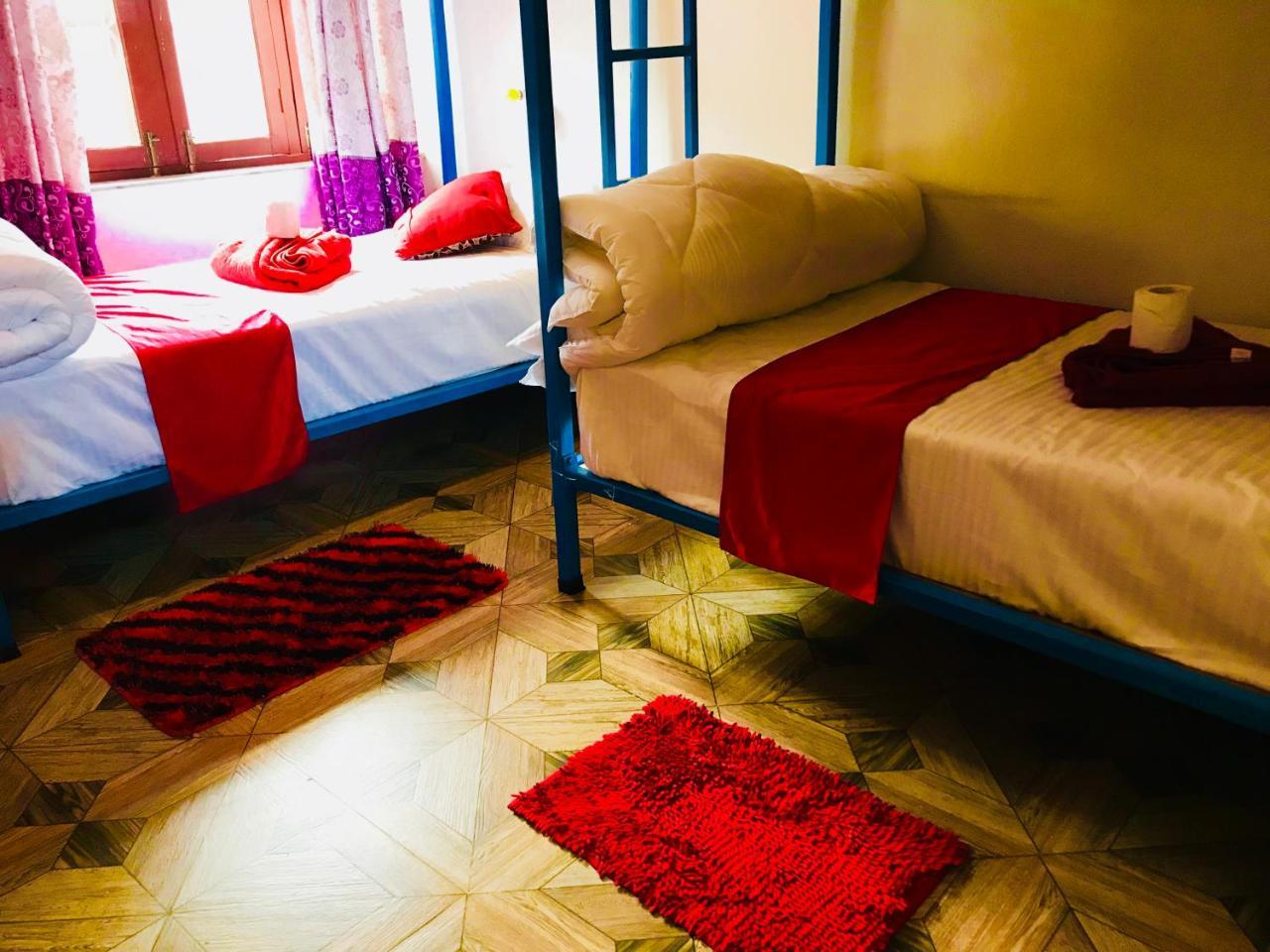 Aroma Tourist Hostel Pokhara Zewnętrze zdjęcie