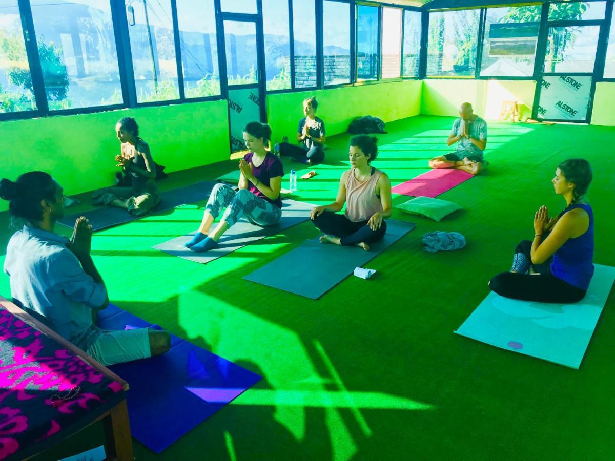 Aroma Tourist Hostel Pokhara Zewnętrze zdjęcie