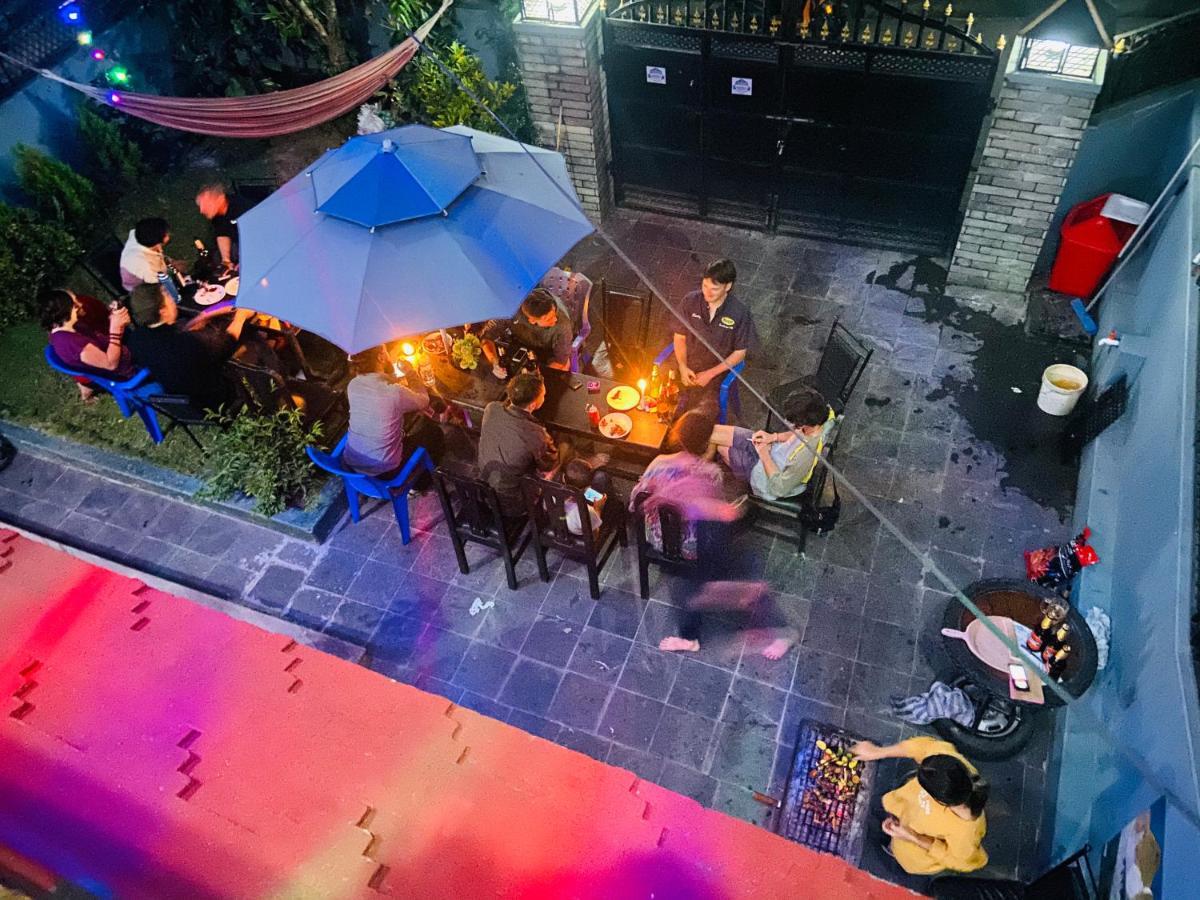 Aroma Tourist Hostel Pokhara Zewnętrze zdjęcie
